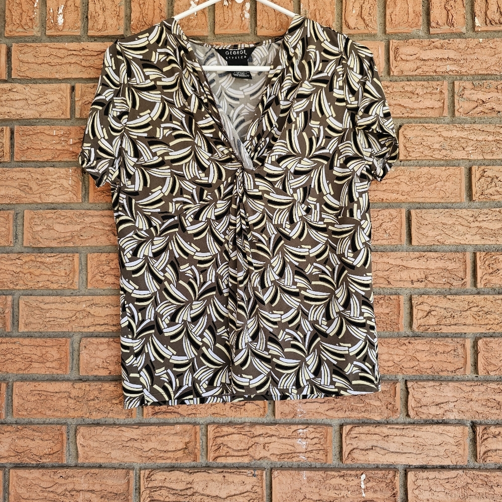 💥GEORGE FIREWORK 🎆 Pattern twist V-Neck blouse